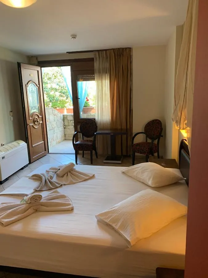 Hotel Giannis & Foteini Afytos